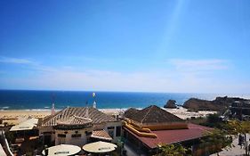 Flor Da Beira By The Ocean